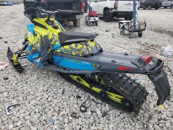 2022 POLARIS SWITCHBACK