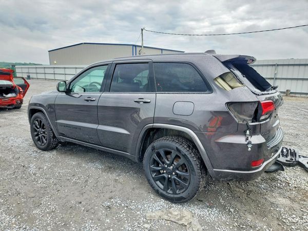 2018 JEEP GRAND CHEROKEE LAREDO 4X4