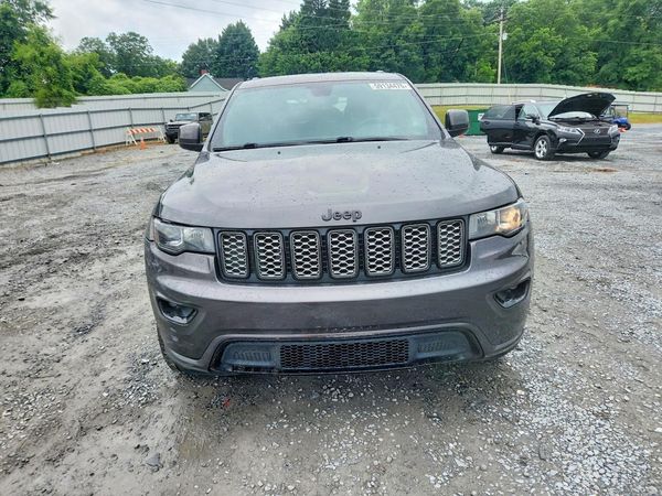 2018 JEEP GRAND CHEROKEE LAREDO 4X4