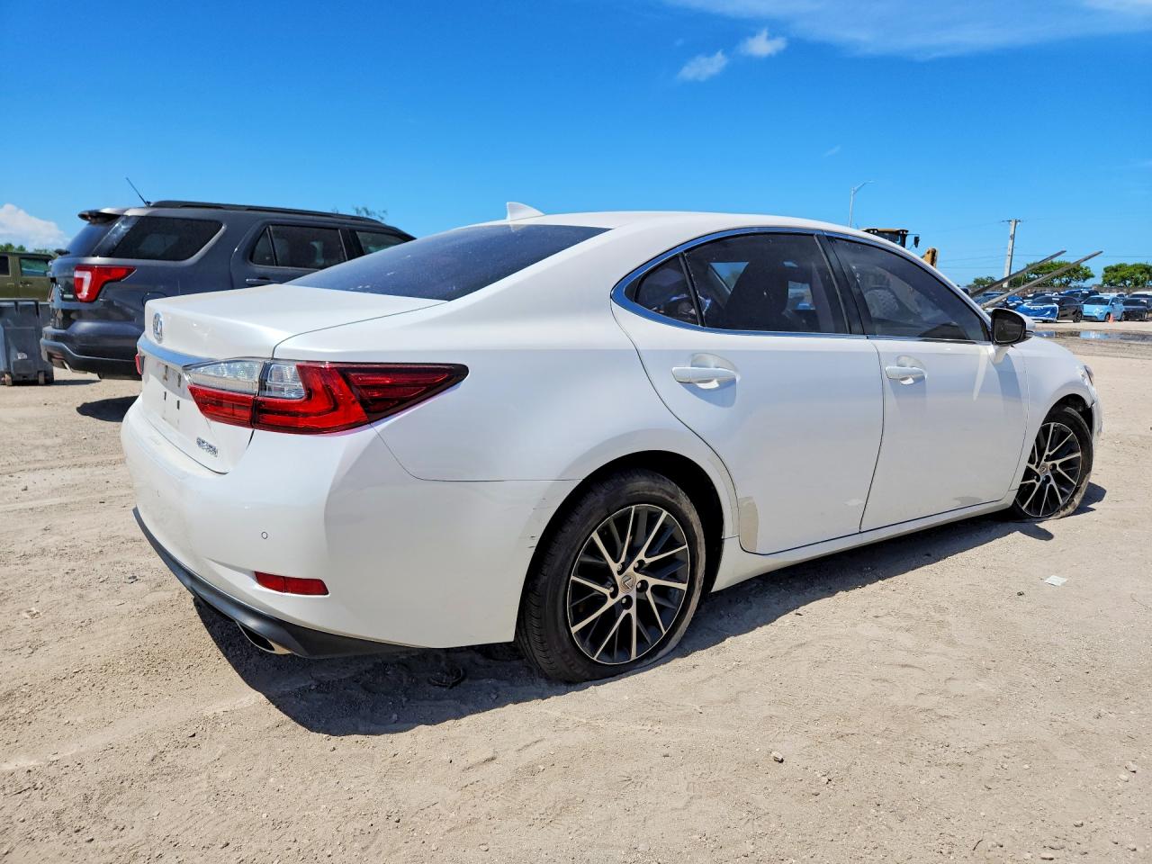 2016 LEXUS ES 350