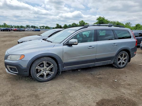 2012 VOLVO XC70