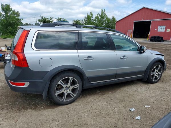 2012 VOLVO XC70