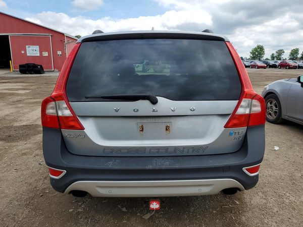 2012 VOLVO XC70