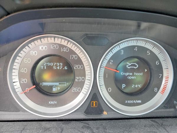 2012 VOLVO XC70