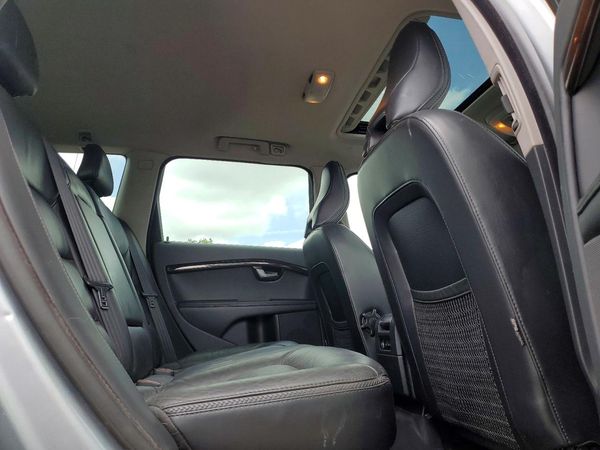 2012 VOLVO XC70
