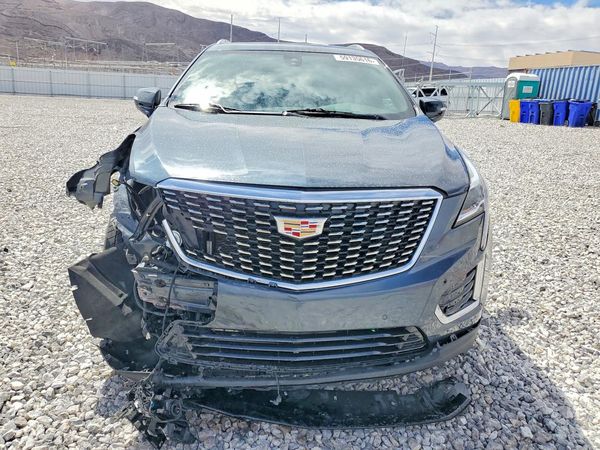 2021 CADILLAC XT5 Luxury