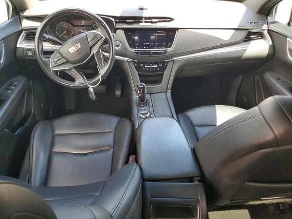 2021 CADILLAC XT5 Luxury