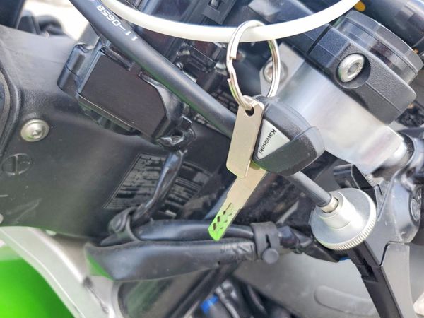 2025 KAWASAKI ZX1002