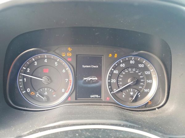 2022 HYUNDAI KONA