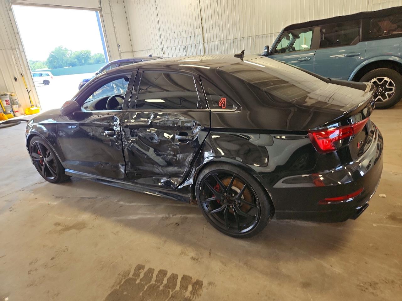 2019 AUDI RS3 quattro
