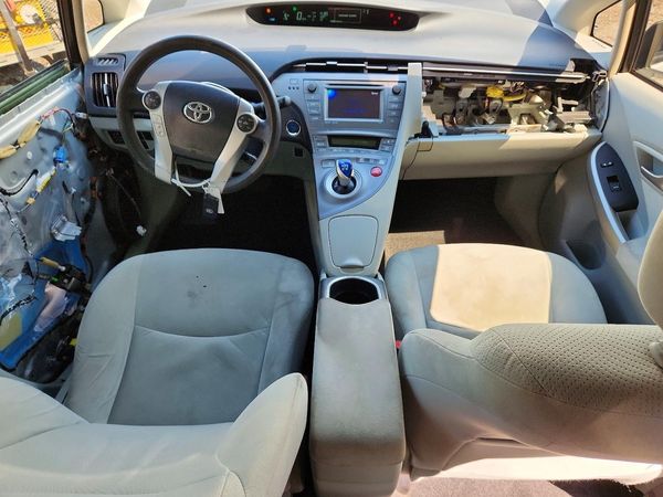 2015 TOYOTA PRIUS