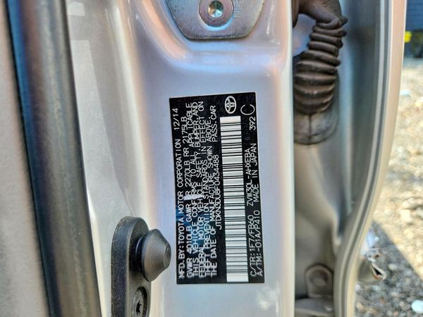 2015 TOYOTA PRIUS