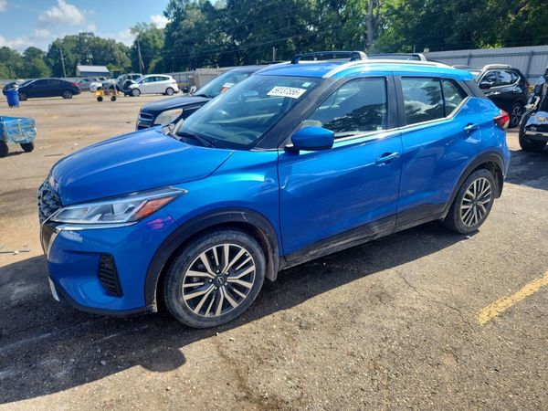 2024 NISSAN KICKS