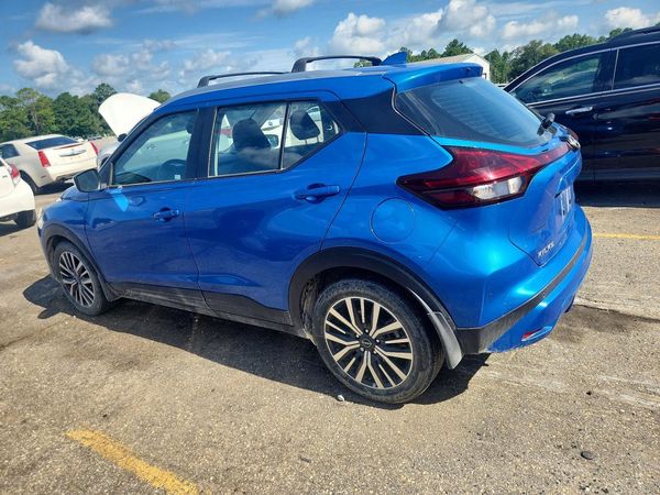 2024 NISSAN KICKS