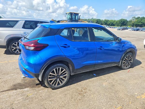 2024 NISSAN KICKS