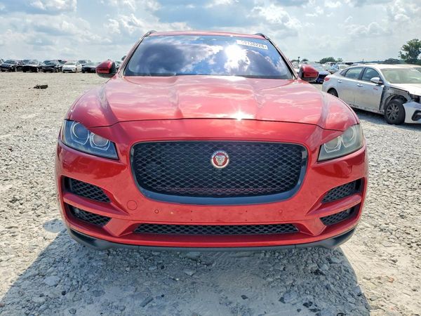 2017 JAGUAR F-PACE