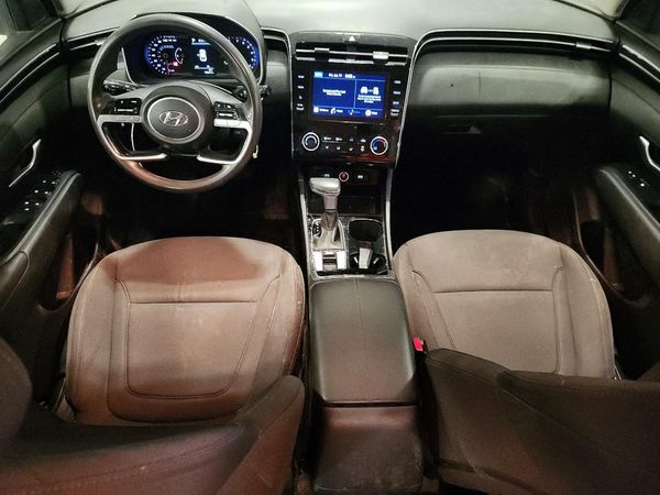 2022 HYUNDAI TUCSON SE