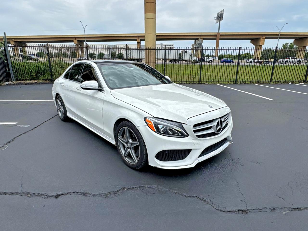2015 MERCEDES-BENZ C