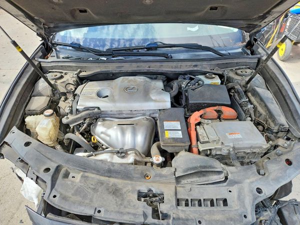 2018 LEXUS ES 300h