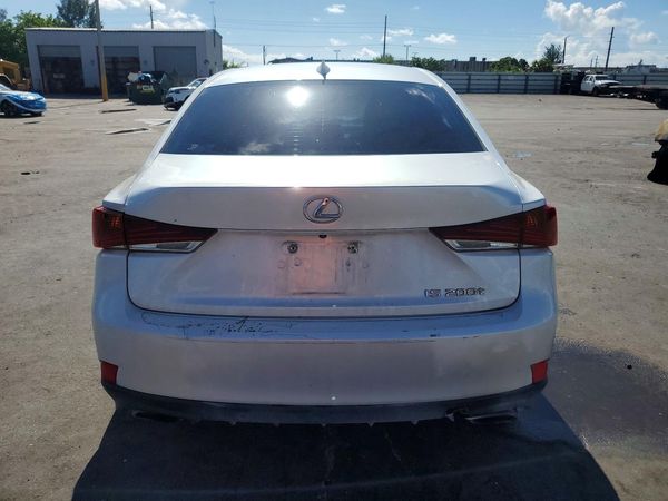 2017 LEXUS IS