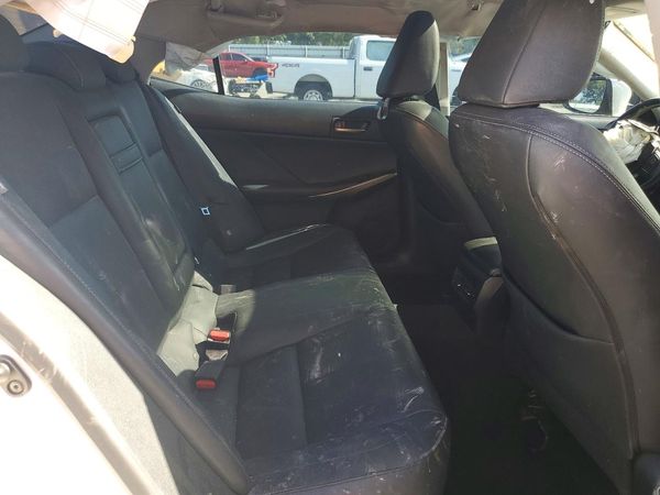 2017 LEXUS IS