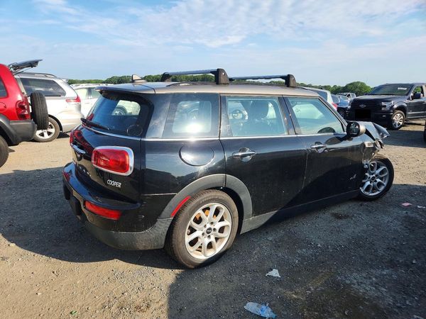 2017 MINI COOPER