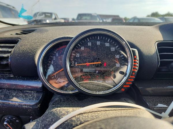 2017 MINI COOPER