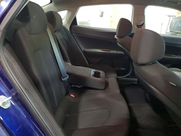 2019 KIA OPTIMA LX, S