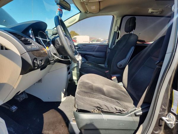 2018 DODGE GRAND CARAVAN SE