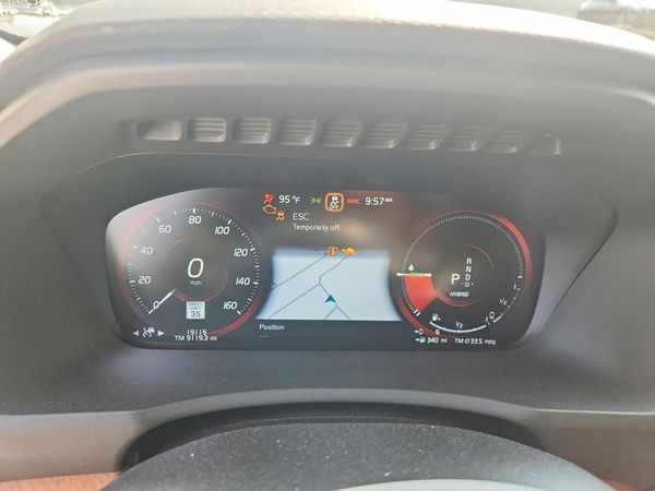 2022 VOLVO XC90