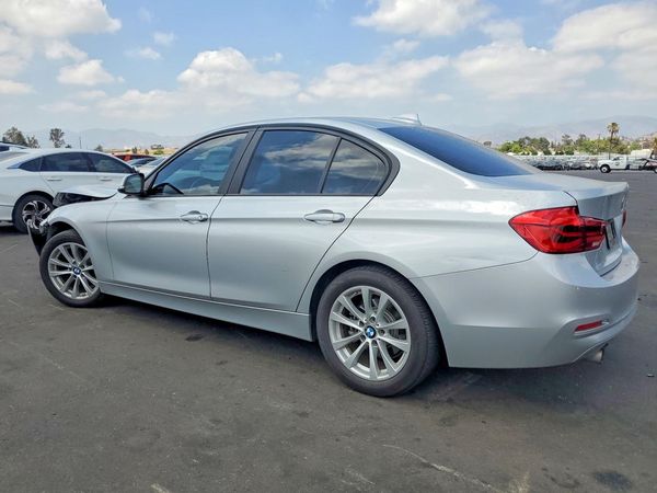 2018 BMW 320