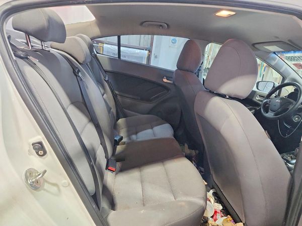 2017 KIA FORTE