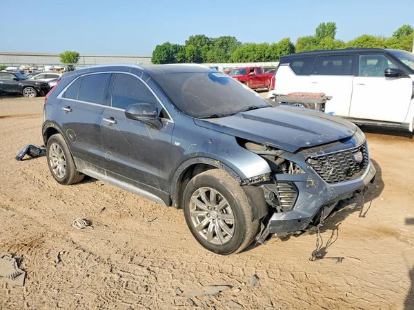 2020 CADILLAC XT4 Premium Luxury
