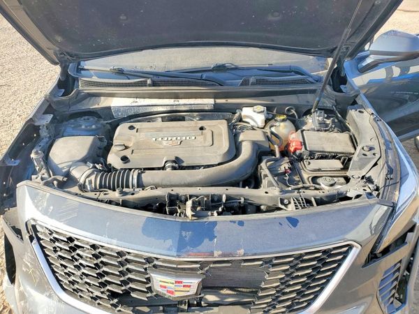2020 CADILLAC XT4 Premium Luxury