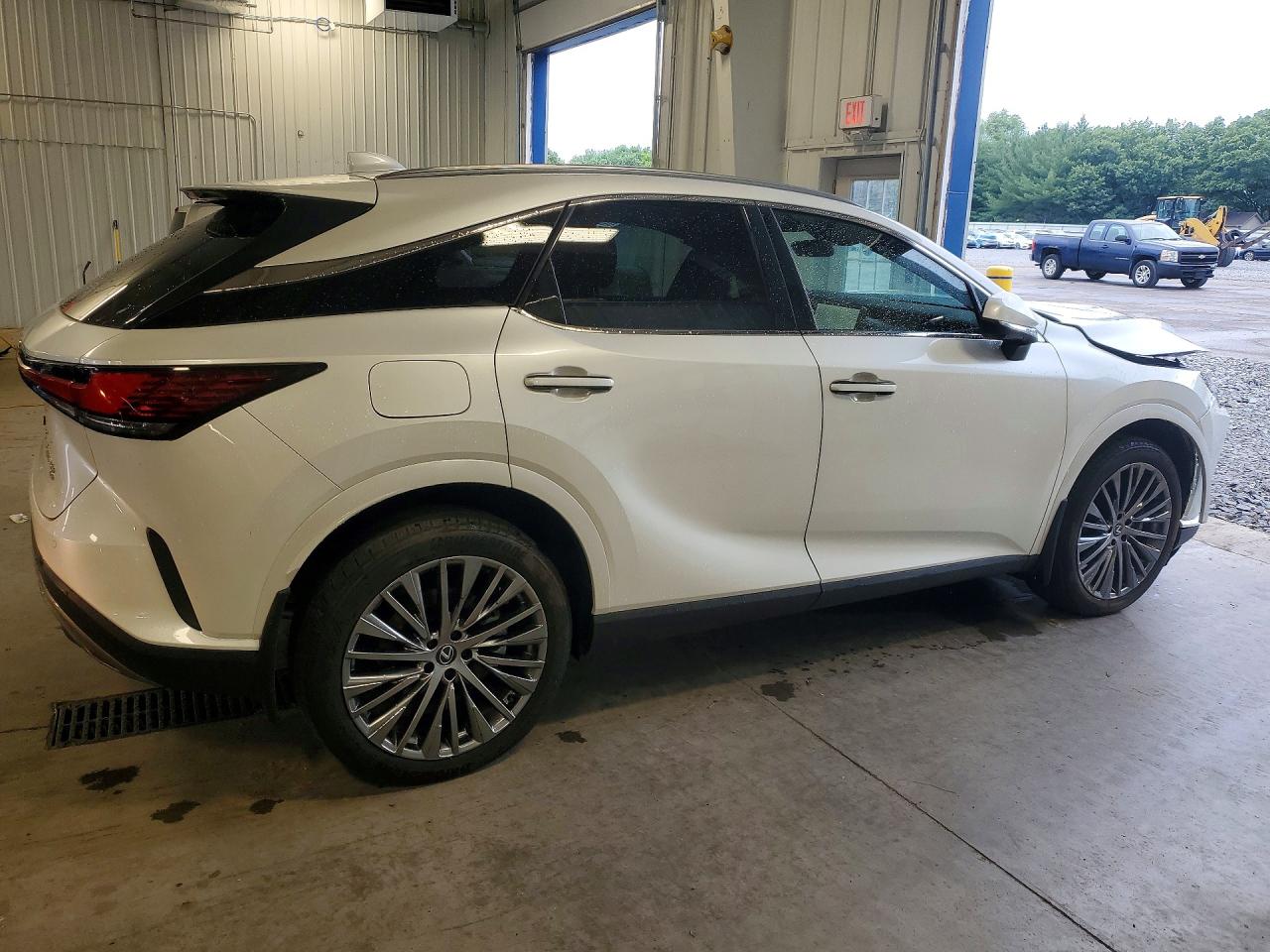 2024 LEXUS RX 450h+