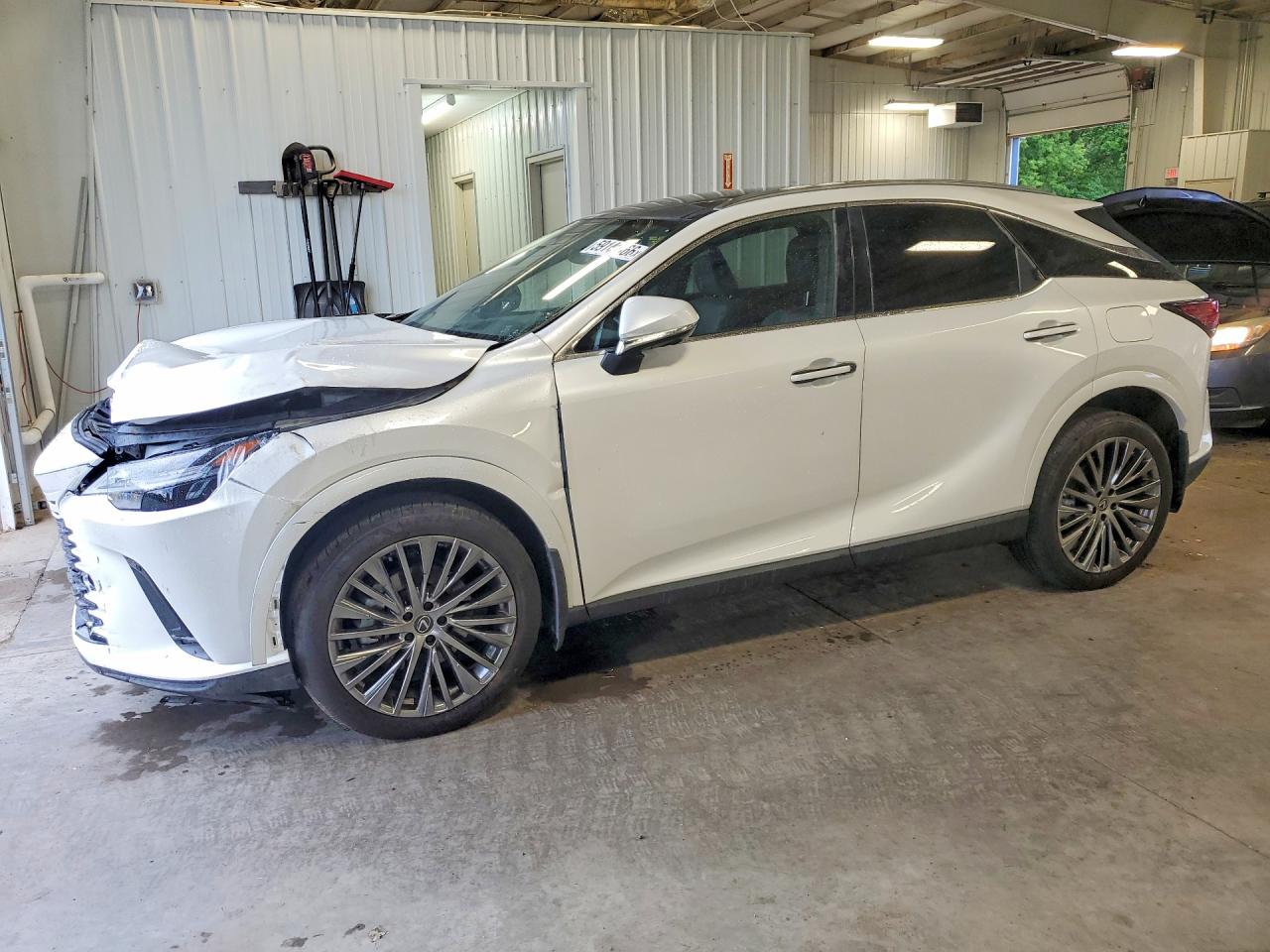 2024 LEXUS RX 450h+
