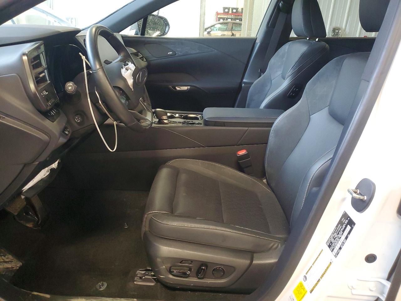 2024 LEXUS RX 450h+