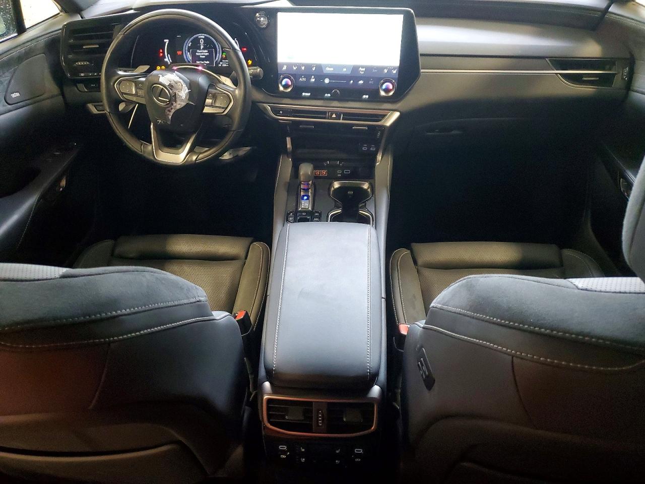 2024 LEXUS RX 450h+