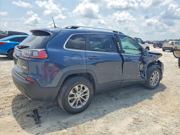 2019 JEEP CHEROKEE LATITUDE FWD