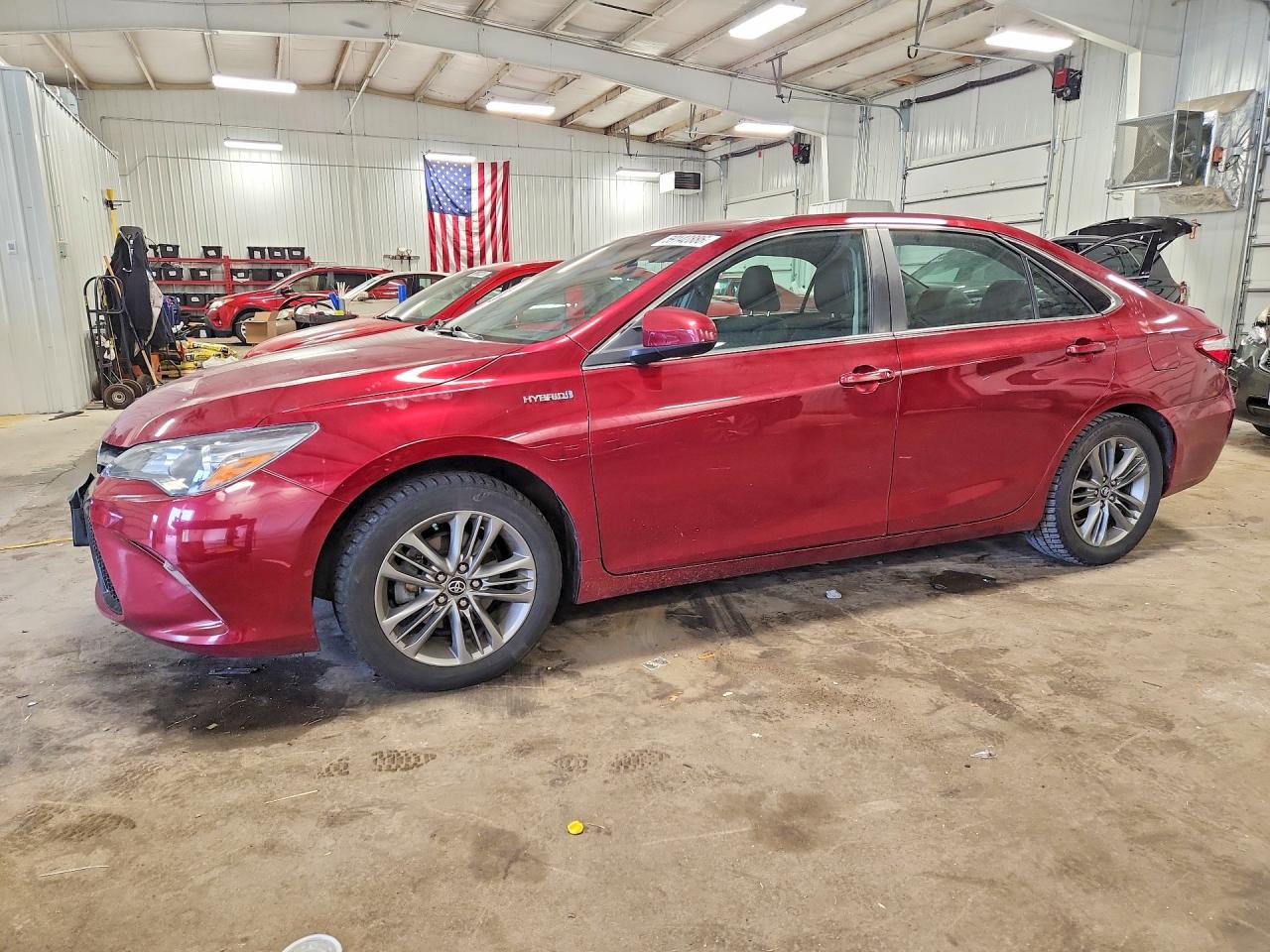 2016 TOYOTA CAMRY SOLA Hybrid