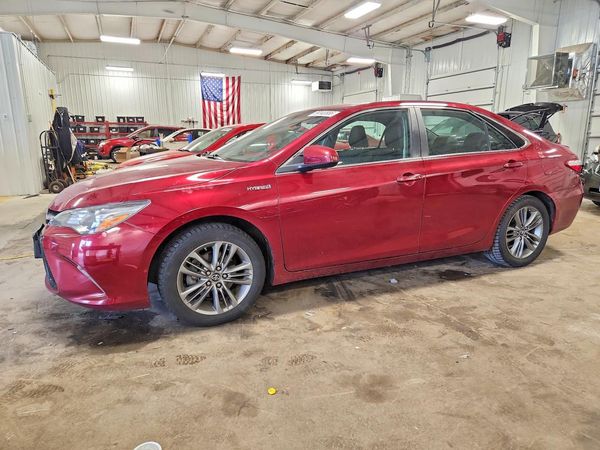 2016 TOYOTA CAMRY SOLA