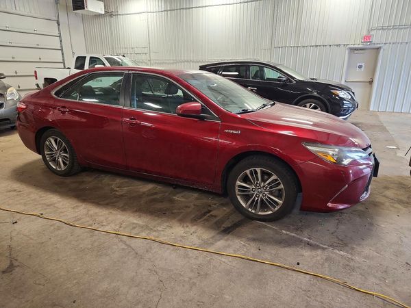 2016 TOYOTA CAMRY SOLA Hybrid