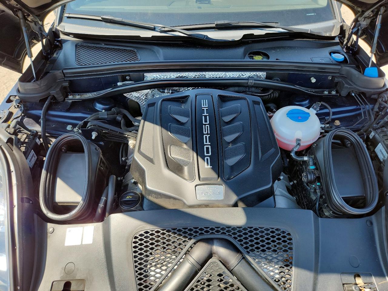 2018 PORSCHE MACAN Macan S