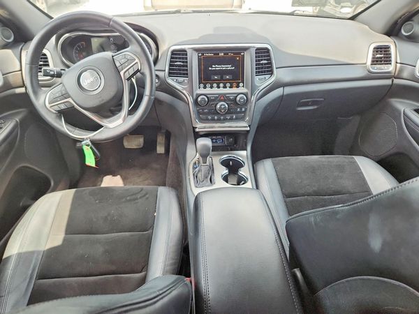 2018 JEEP GRAND CHEROKEE LAREDO 4X4