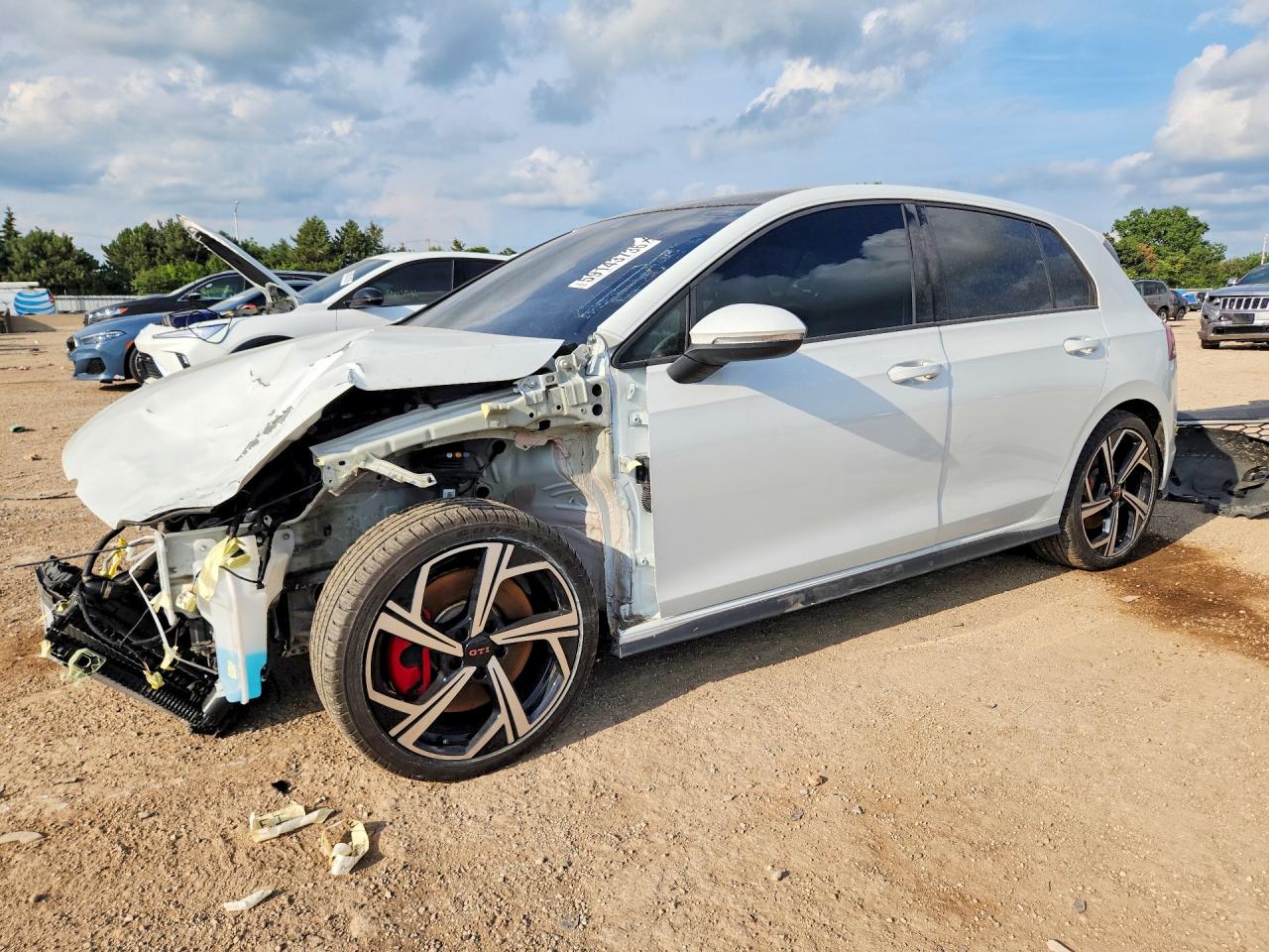 2024 VOLKSWAGEN GTI SE — Front 3/4