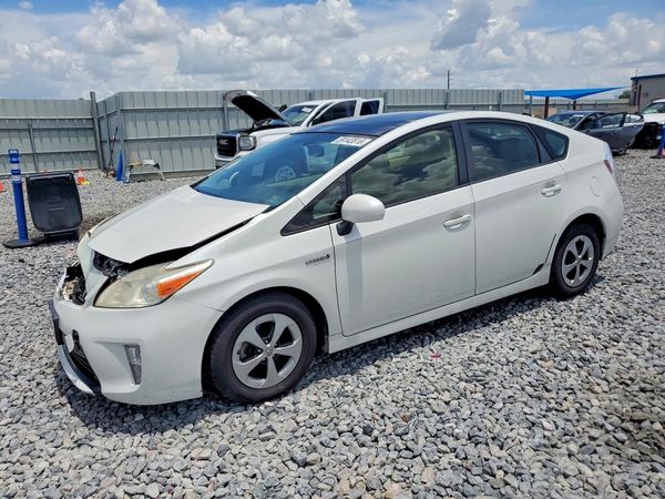 2014 TOYOTA PRIUS