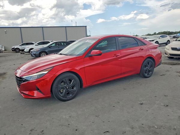 2021 HYUNDAI ELANTRA SEL