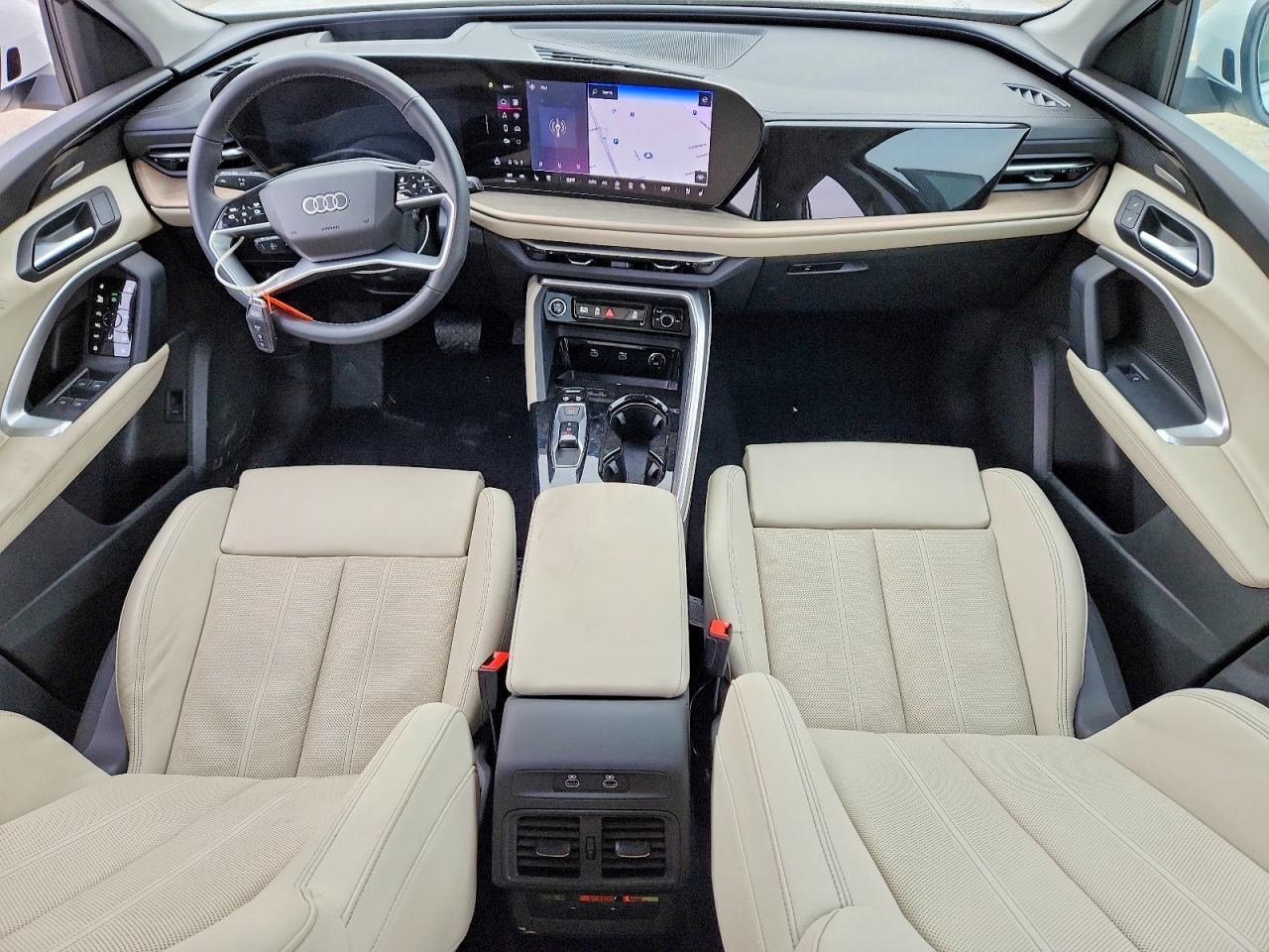 2025 AUDI Q5 quattro Premium Plus