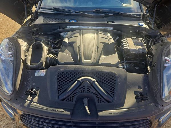 2019 PORSCHE MACAN S