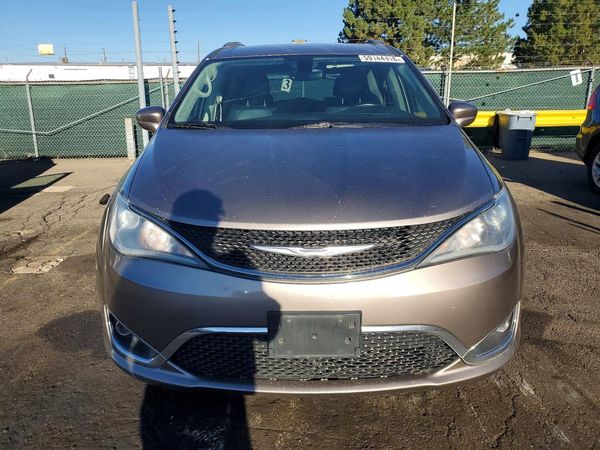 2017 CHRYSLER PACIFICA Touring L Plus